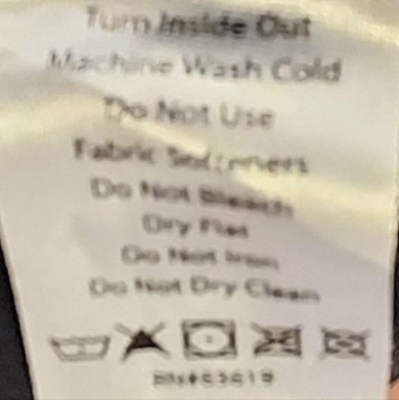 Gorgeous Catherine Malandrino Work-Out Top - Picture 4 of 4